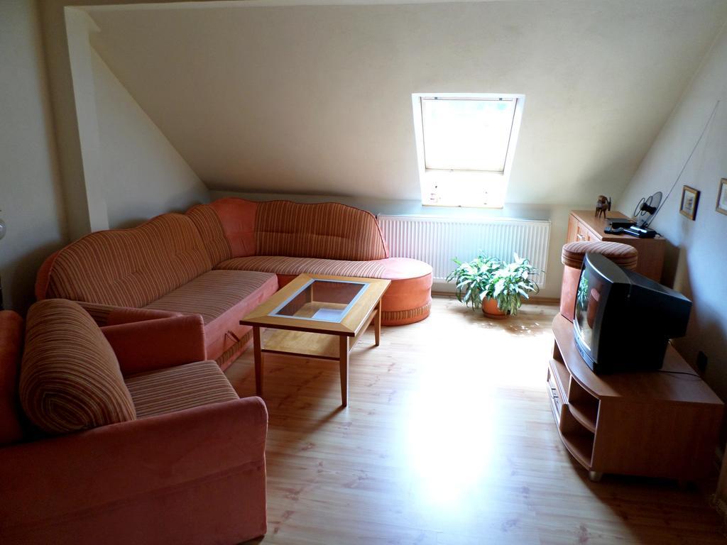 Apartmany Anna Bešeňová 客房 照片